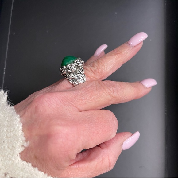Sterling Silver Chunky Bezel set Faceted Green Onyx Floral 926 Stamped Ring - Picture 11 of 12